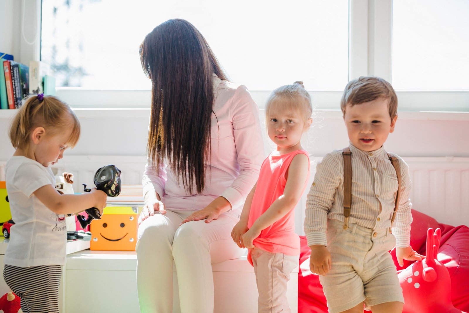 Top Tips for Choosing the Perfect Babysitter for Your Family